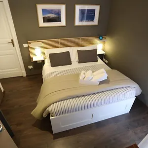 Mava Bed & Breakfast